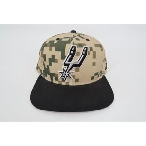 Adidas San Antonio Spurs Hat Mens OSFA Tan Green Digital Camo Snapback NU64Z